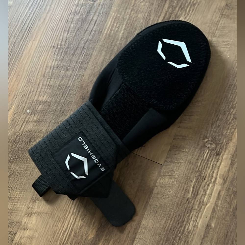 Evoshield sliding mitt